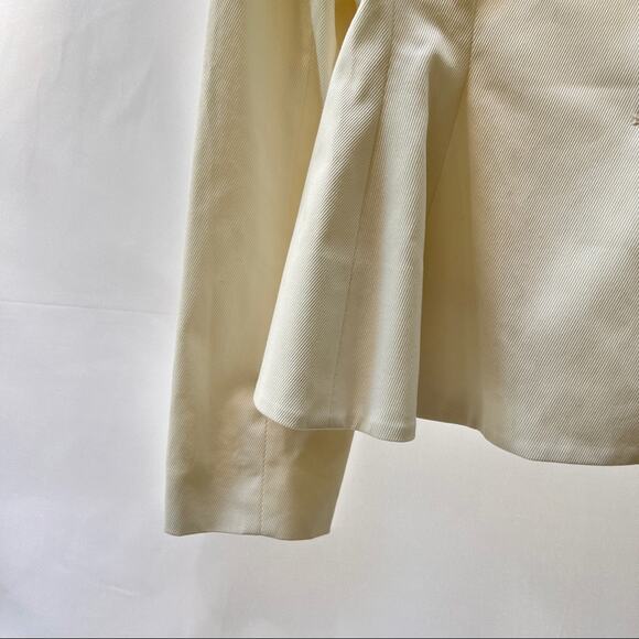 SALE!!! BY ANY OTHER NAME Flared Ribbed Woven Blazer - Picture 5 of 10